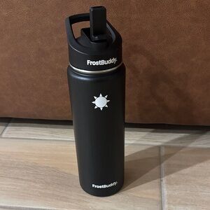 FrostBuddy 24oz Black Water Bottle